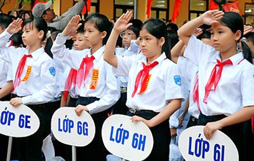 Cấm thi vào lớp 6: Phụ huynh lo, trường bảo chờ phương án - 1