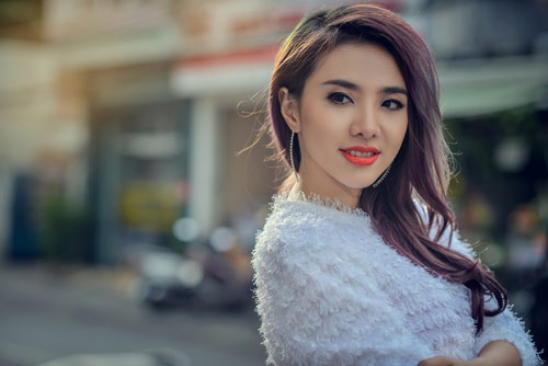 Lan Trinh: “Tôi là cô gái mơ mộng trong tình yêu” - 1