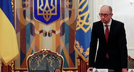 Thủ tướng Ukraine bị yêu cầu từ chức - 1