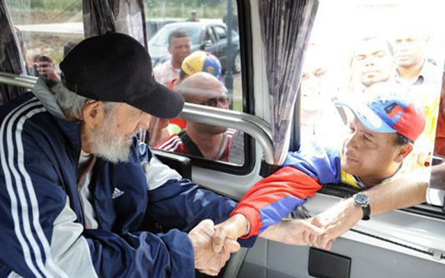 Cựu Chủ tịch Cuba Fidel Castro bất ngờ tái xuất - 1