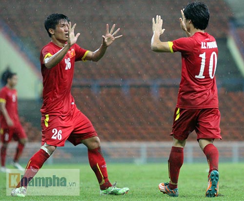 Công Phượng hâm nóng "đại chiến" SLNA - HAGL - 4