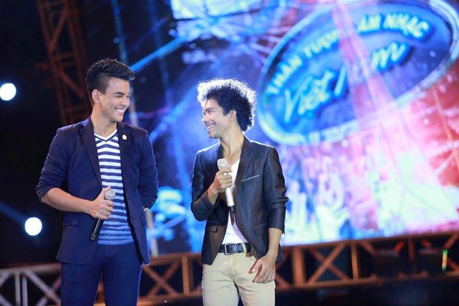 MC mới của Vietnam Idol bị chê ngay đêm đầu lên sóng - 2