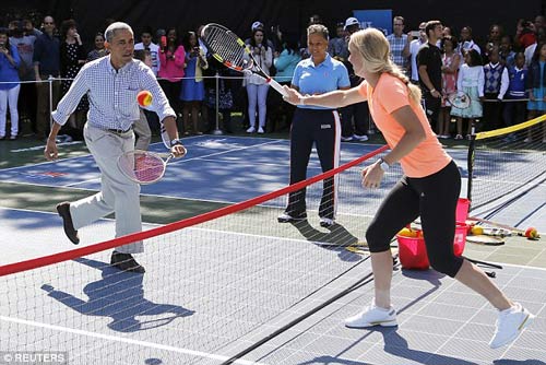 Wozniacki đánh tennis cùng Tổng thống Obama - 1