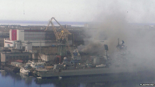 Tàu ngầm hạt nhân Nga bốc cháy tại xưởng sửa chữa - 1