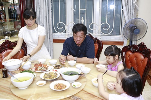 Cuộc sống con gái Trang Nhung thay đổi sau VN's got talent - 7