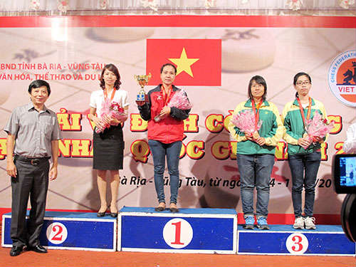 Kỳ thủ Hà Nội “đào thoát” - 1