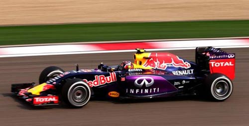 F1: Red Bull và "đàn em" tổng tấn công Williams - 1