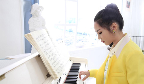 Ảnh mới nhất của cô gái Nam Định “lột xác” nhờ PTTM - 2