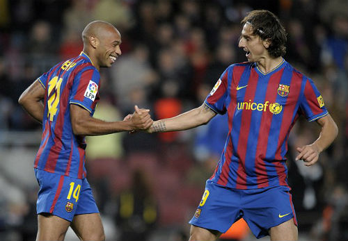 Ibra & quá khứ dữ dội ở Barca: "Địa ngục" Nou Camp (Kỳ 4) - 2