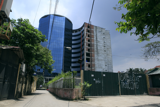 Bệnh viện 50 triệu USD bỏ hoang giữa lòng Hà Nội - 3
