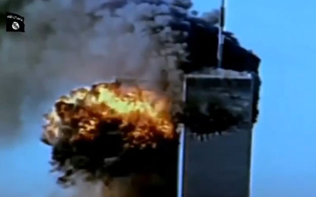 IS tung video dọa thiêu rụi Mỹ trong biển lửa - 1