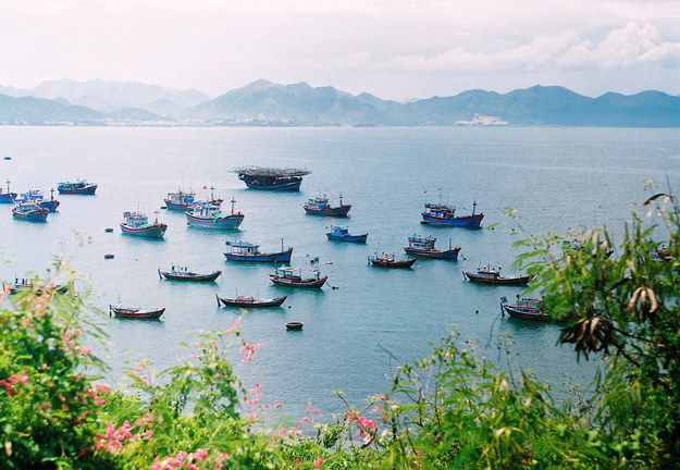 Tại sao bạn chưa đặt chân đến đây chứ? Trong ảnh là cảnh đẹp tại biển Nha Trang, Khánh Hòa. Ảnh Khánh Hmoong / Flickr: hmoong