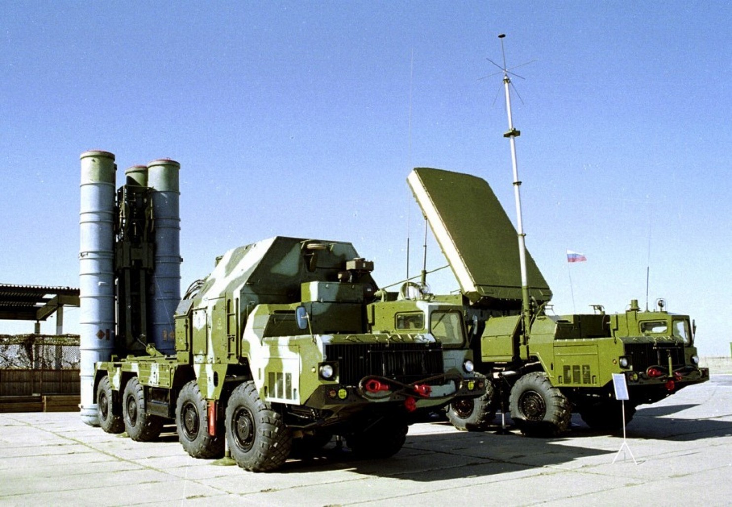 Nga giúp Iran kiểm soát bầu trời bằng “rồng lửa” S-300 - 1