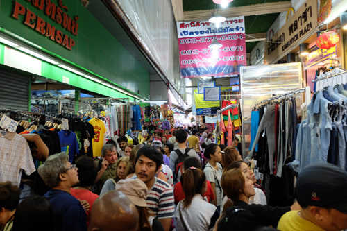 Mê tít với 3 thiên đường mua sắm giá rẻ tại Thái Lan - 1
