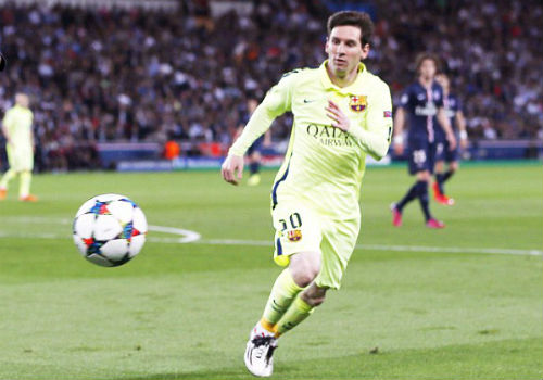 Messi kém duyên với mành lưới của PSG - 1