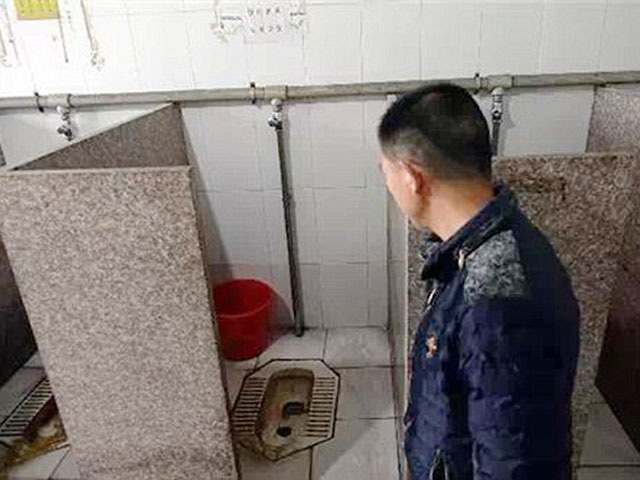 TQ: Thiếu nữ sinh con, bỏ lại trong toilet công ty - 2