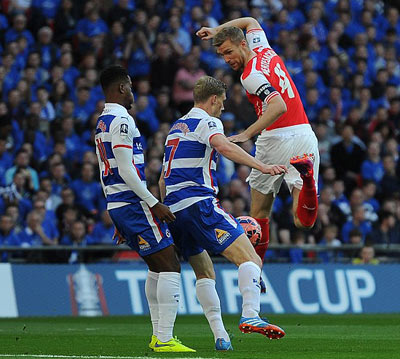 TRỰC TIẾP Arsenal - Reading: Thần tài Sanchez (KT) - 3
