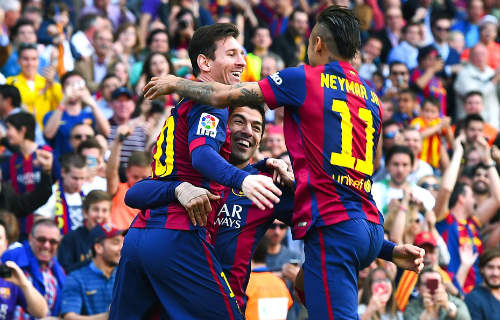 Barca có 3 điểm, HLV Enrique hết lời tung hô Messi - 1