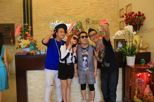 Dàn sao “náo động” tại Tiền Giang dự khai trương spa - 3