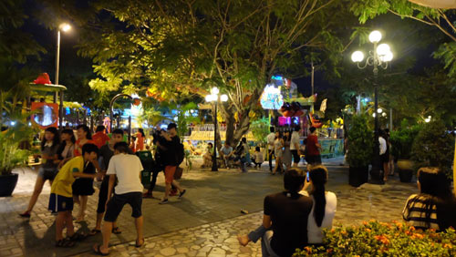 Khu vui chơi Thỏ Trắng thu hút giới trẻ Sài Gòn - 2