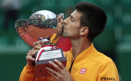 Tin HOT 21/4: Djokovic lập thêm kỉ lục - 1