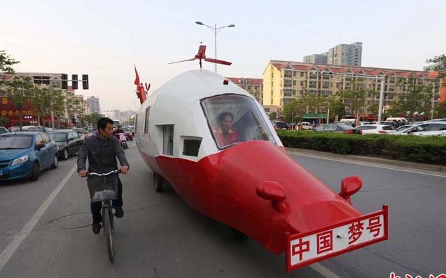 TQ: Chế xe hơi y như trực thăng để đưa mẹ đi du lịch - 1