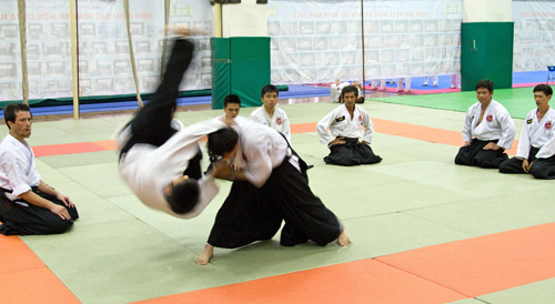 Đi tìm sức khỏe và tự tin ở Aikido - 4