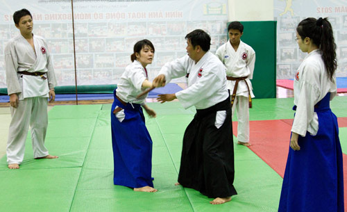 Đi tìm sức khỏe và tự tin ở Aikido - 1