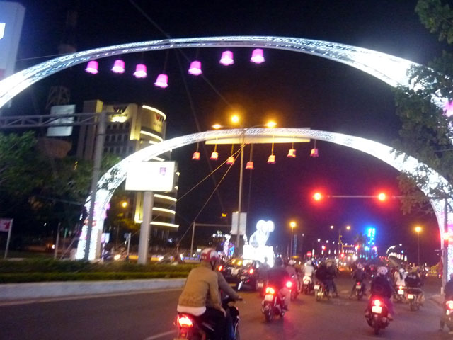 Bắn pháo hoa quốc tế: Cấm xe khu vực trung tâm Đà Nẵng - 1