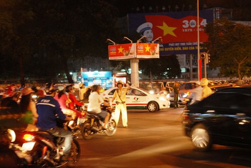 Cô lập hoàn toàn trung tâm TP.HCM trong lễ mít-tinh 30.4 - 2