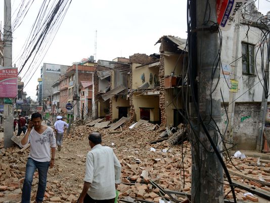 Động đất kinh hoàng ở Nepal: Đã có hơn 1.457 người chết - 1