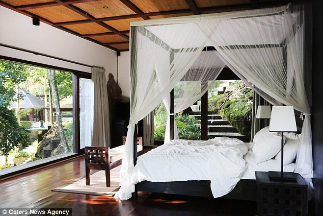 "Chấm điểm" khách sạn: Việc sướng nhất TG - 2