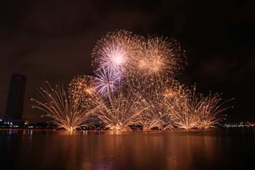 Đội Úc vô địch Cuộc thi trình diễn pháo hoa quốc tế Đà Nẵng 2015 - 3