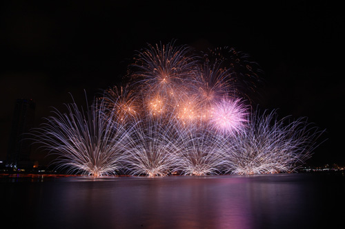 Đội Úc vô địch Cuộc thi trình diễn pháo hoa quốc tế Đà Nẵng 2015 - 5