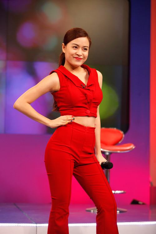 9 lần Hoàng Thùy Linh "gây sốt" trên truyền hình - 10