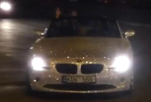 Tuyệt tác BMW Z4 đính 250.000 viên đá quý - 2