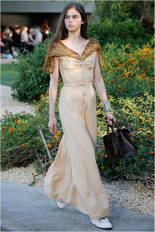 Louis Vuitton Cruise 2016: Mãn nhãn với sự sáng tạo - 11