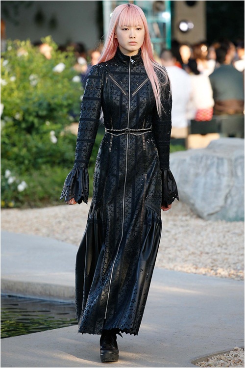 Louis Vuitton Cruise 2016: Mãn nhãn với sự sáng tạo - 13