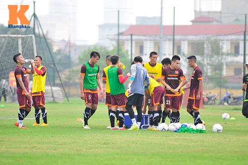 ĐTVN luyện phạt góc như Tuyết Dung để đấu Thái Lan - 3