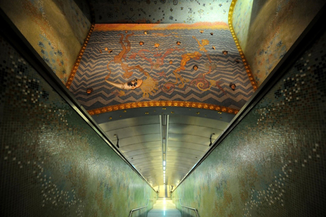 5. Ga Materdei, Mỹ: Đây cũng là một trong những ga tàu mang đậm tính nghệ thuật với các tác phẩm vô cùng độc đáo.
