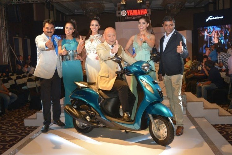 Yamaha Fascino giá 17,8 triệu đồng cho giới trẻ - 1