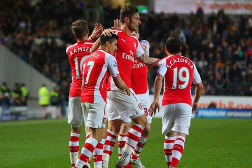 Arsenal, Man City đua Á quân: Khốc liệt phút chót - 2