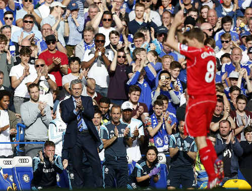 Chelsea hòa Liverpool: Mourinho tiếc cho Gerrard - 3