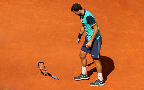 Tennis 24/7: Dimitrov đập nát vợt vì Nadal - 1