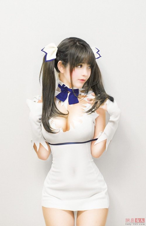 “Búp bê” nóng bỏng xứ Hàn thành hình mẫu dao kéo mới - 7