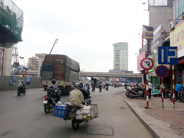 “Ma trận” giao thông ở ngã tư phức tạp nhất Thủ đô - 5