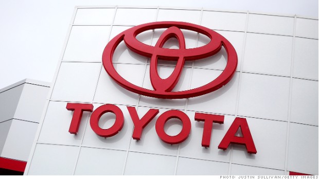 Toyota công bố doanh số bán hàng năm tài chính 2014 - 1