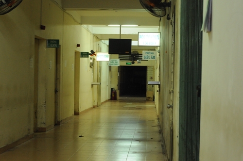 Những chuyện hậu trường ly kỳ của "Ngủ với hồn ma" - 9