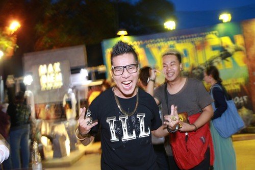 Chị em Yến Trang, Yến Nhi sành điệu đi xem phim - 7