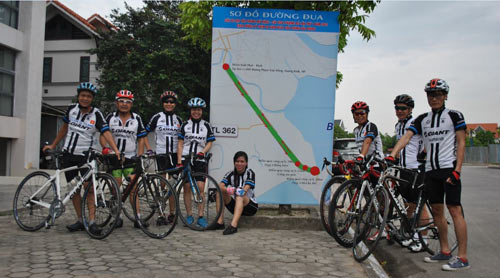 GIANT Việt Nam tài trợ giải đua xe đạp Hải Phòng mở rộng - 1